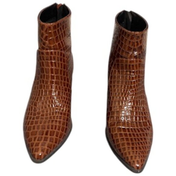 Qupid Snakeskin Brown Ankle Boots - Women's size 6.5 - Picture 2 of 5